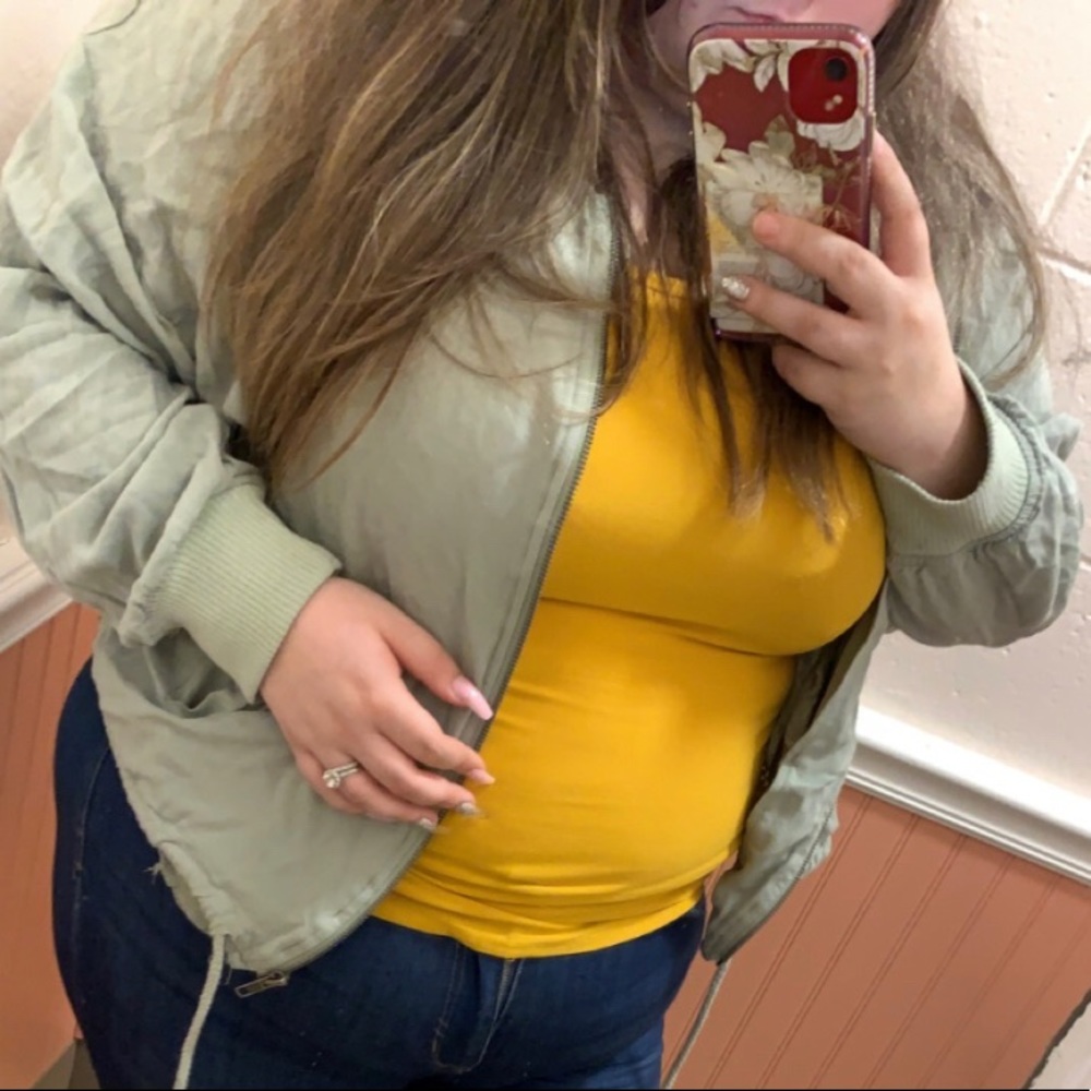 Yellow top